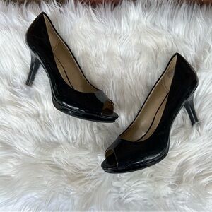 Bandolino Black Faux Patent Leather Peep Toe Pump Heels